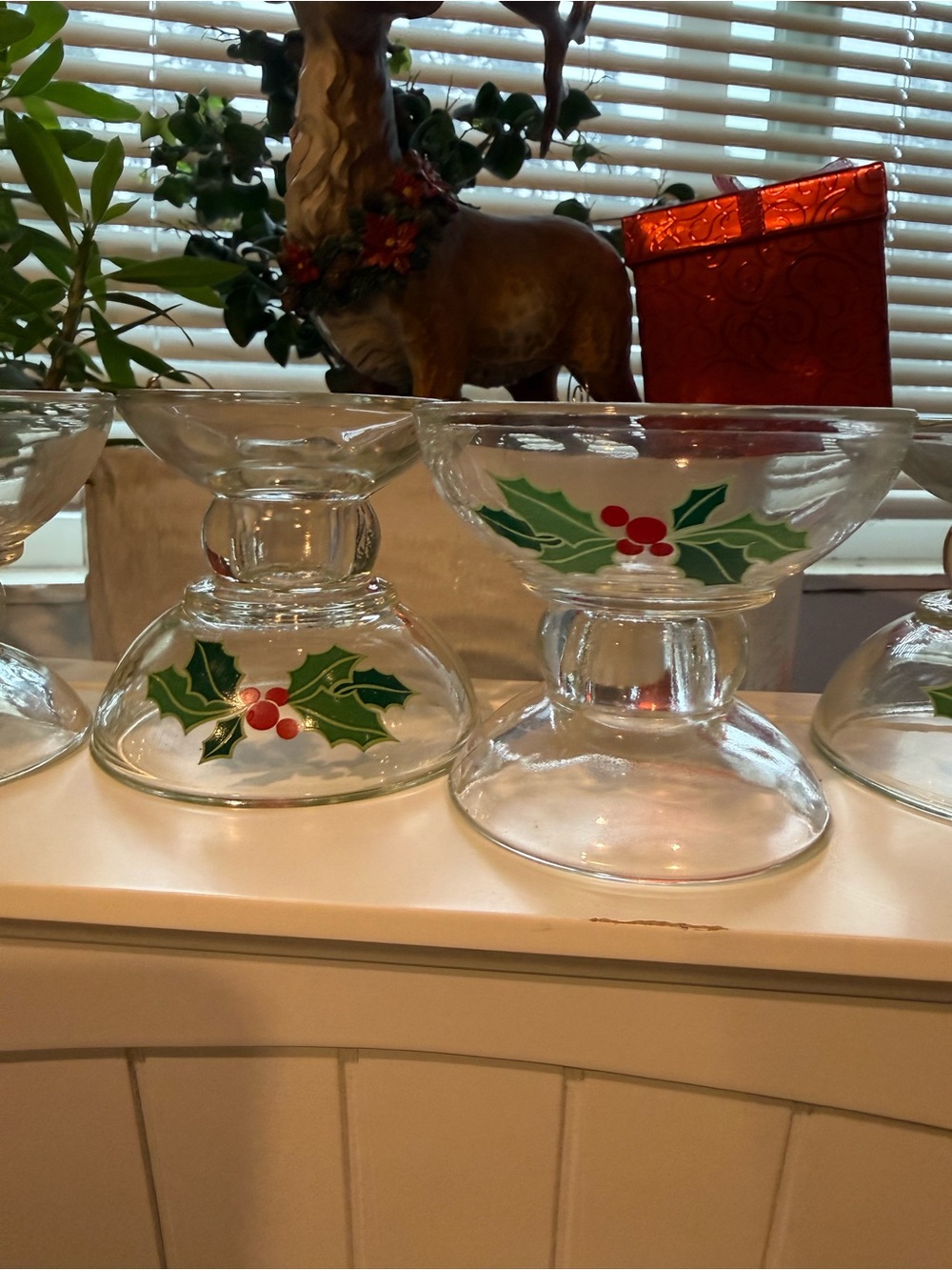 VTG Avon Reversible Holiday Holly Berry Glass Candlestick Holders Set of 6